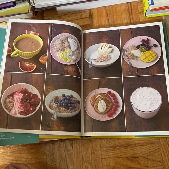 3/$28 Everyday Super Food recipe book by Jamie Oliver, HB new - Picture 2 of 10